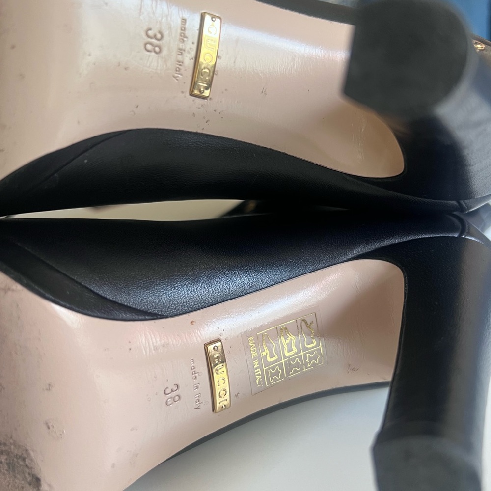 Drawstring Gucci boots - Picture 4 of 7